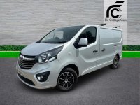 VAUXHALL VIVARO
