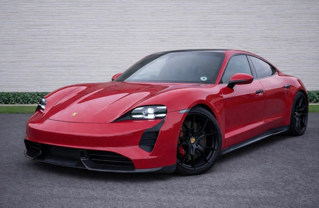 2023 Porsche Taycan
