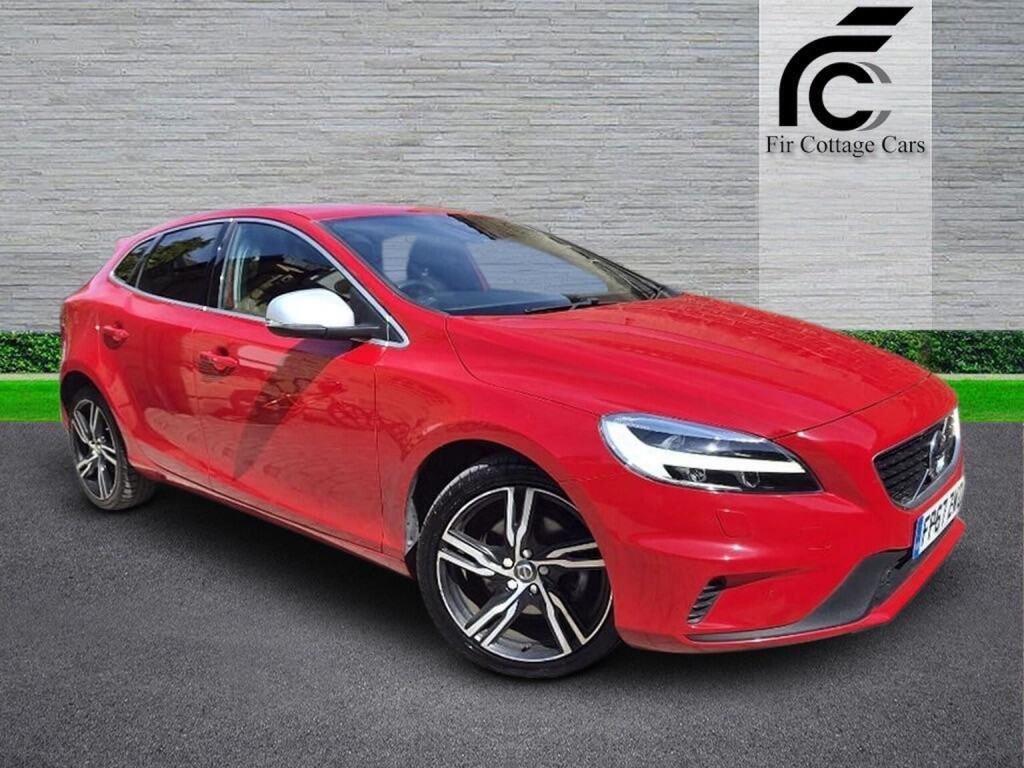 2017 Volvo V40